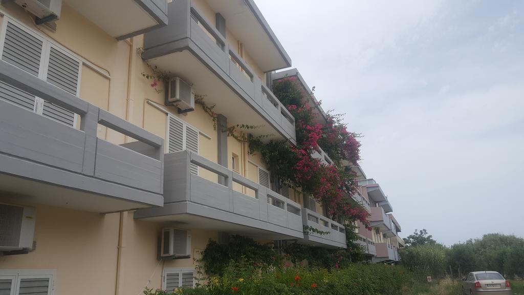 Michel Apartments Amoudara  Exterior photo
